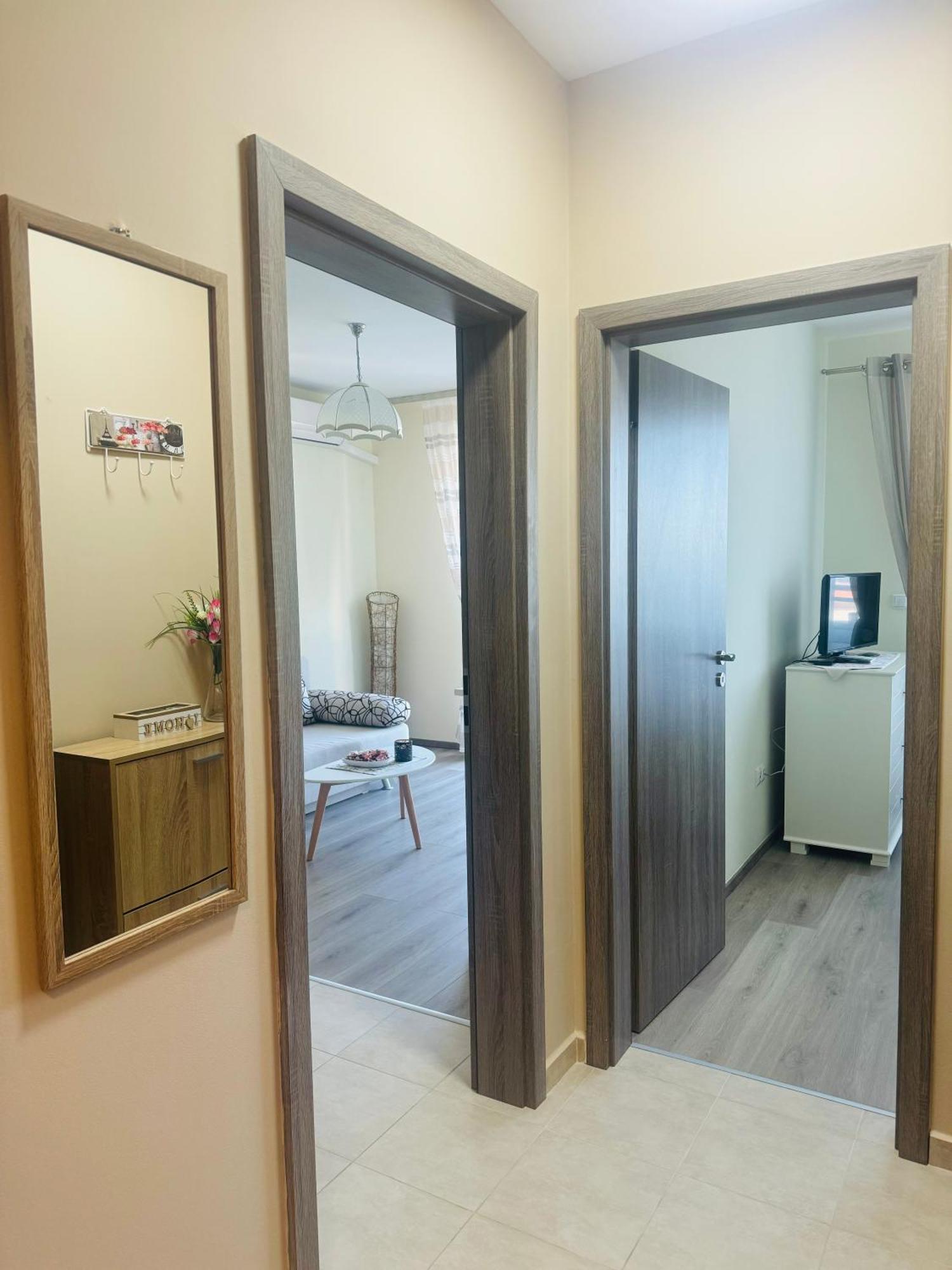 Appartement Kiwi Gardens à Byala  Extérieur photo