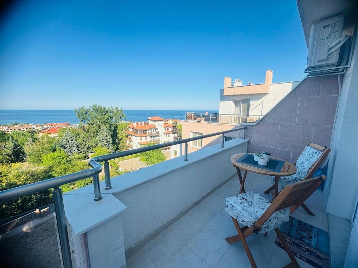 Appartement Kiwi Gardens à Byala  Extérieur photo